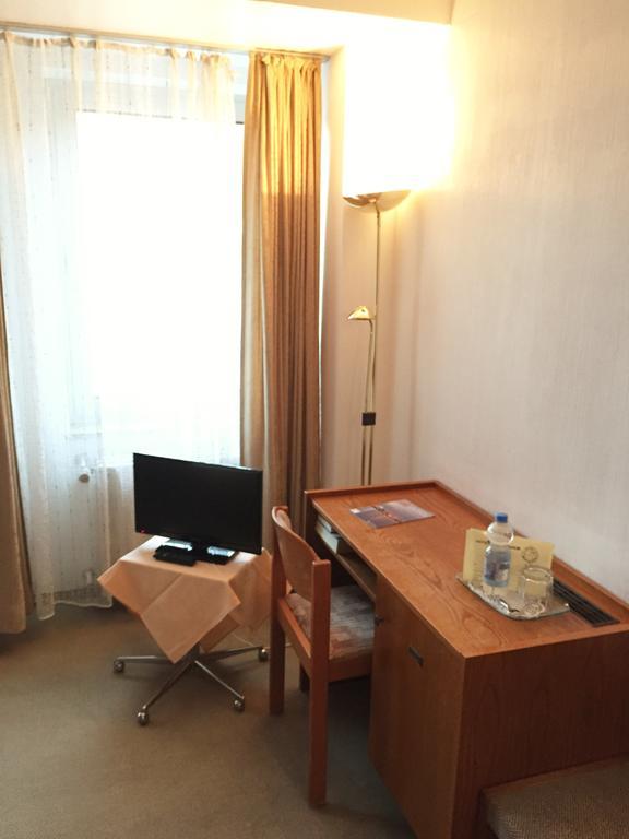 Hotel Ambassador Bonn Chambre photo